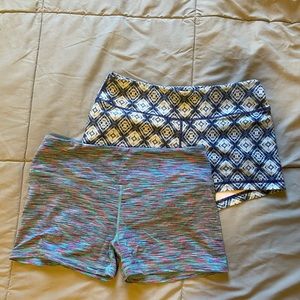 Spandex shorts (size M)